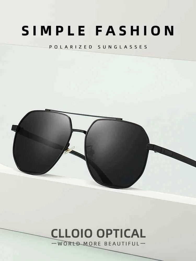 CLLOIO Classic Photochromic Sunglasses Men Women Polarized Driving Shades Sun Glasses Travel Anti-glare Chameleon Glasses