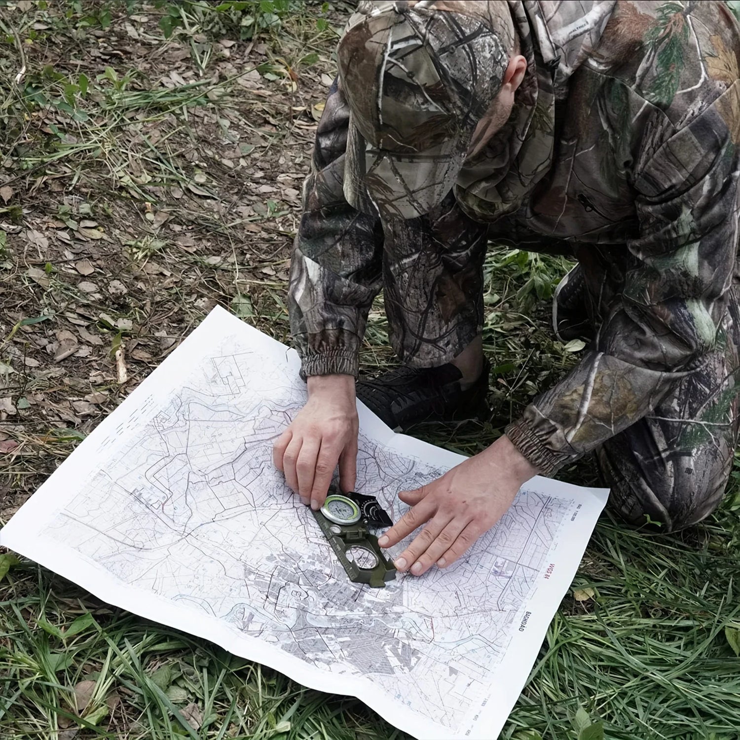 Phosphorescent Lensatic Compass – High-Precision Navigation for Hiking, Camping &amp; Survival