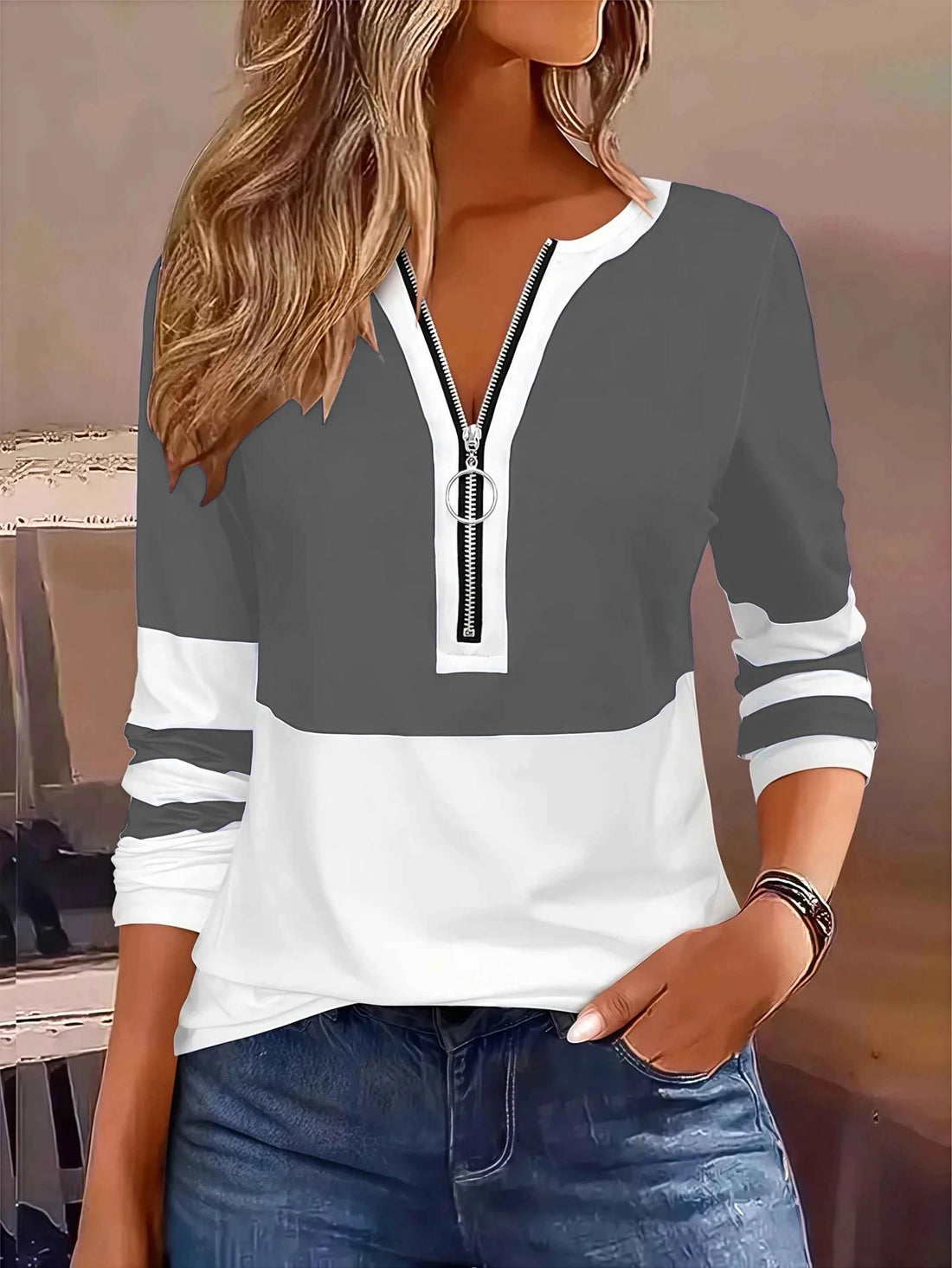 Plus Size Long Sleeve T-Shirt with Geometric Stripes &amp; Color Block Ring Zipper Detail - Fall Fashion