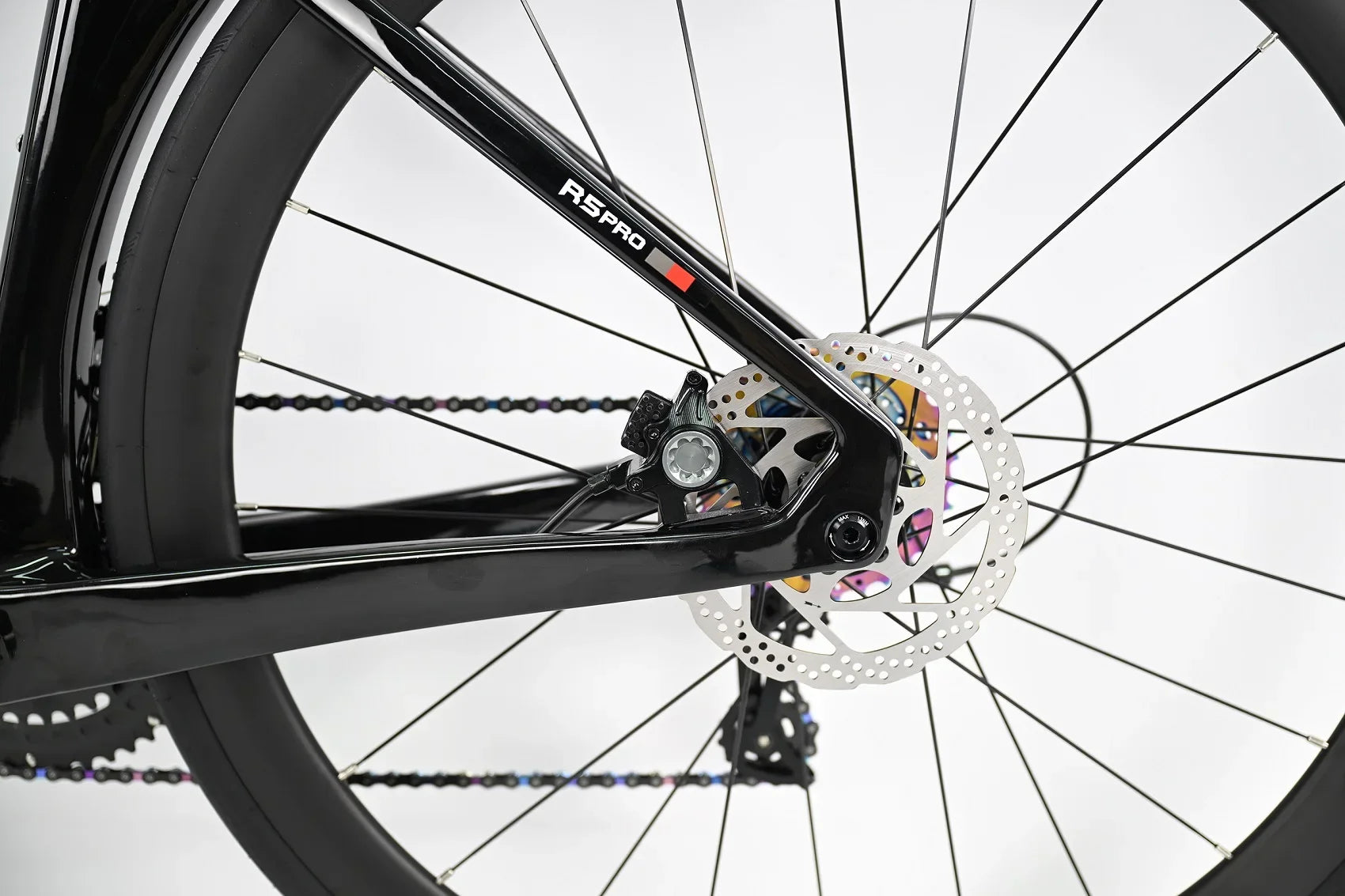 R5pro Carbon Fiber Road Bike 22/24 Speed Racing with Hydraulic Disc Brakes Available in 7 Sizes - 43.5/46/48/50/52/54/56