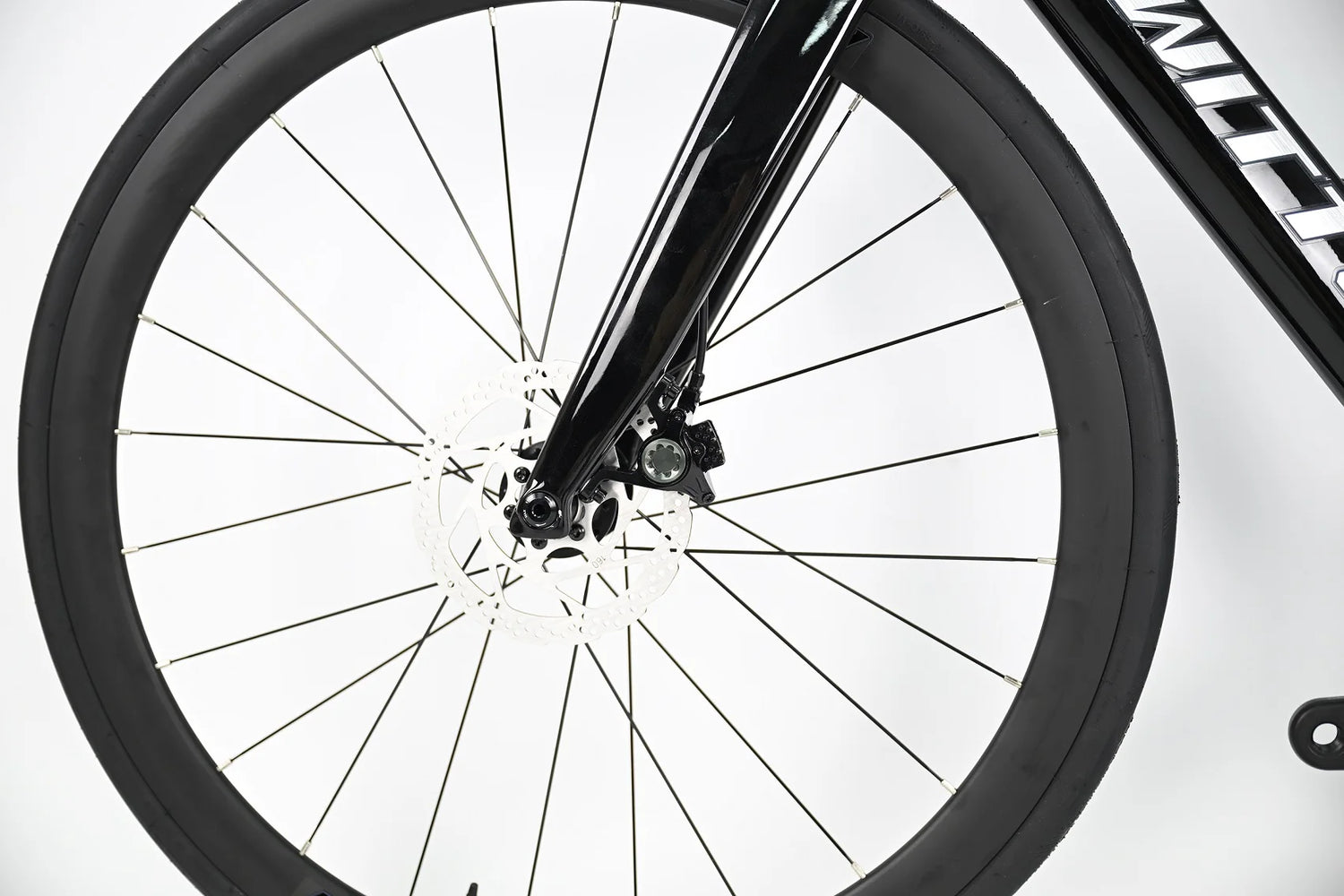 R5pro Carbon Fiber Road Bike 22/24 Speed Racing with Hydraulic Disc Brakes Available in 7 Sizes - 43.5/46/48/50/52/54/56