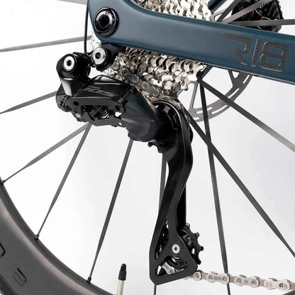 Light Weight Full Carbon Road Bicycle R18 700*28C Racing Bike with R7120-24S Mechanical Shifter/R7170-24S Wireless Di2 Groupsets