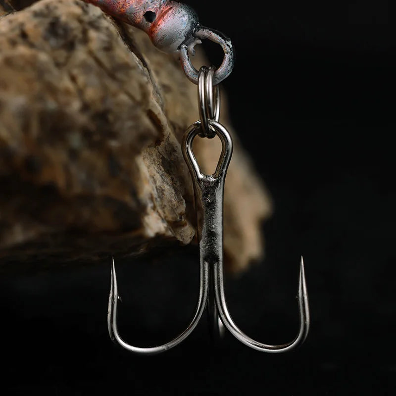 Metal Spinner Spoon Fishing Lure with Treble Hook – Spinnerbait for Bass, Carp &amp; Pike (7cm/10cm)