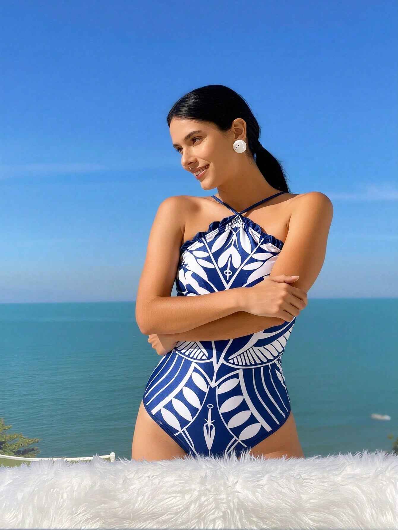 Sexy One-Piece Halter Neck Swimsuit With Blue Print For Beach Vacation Women